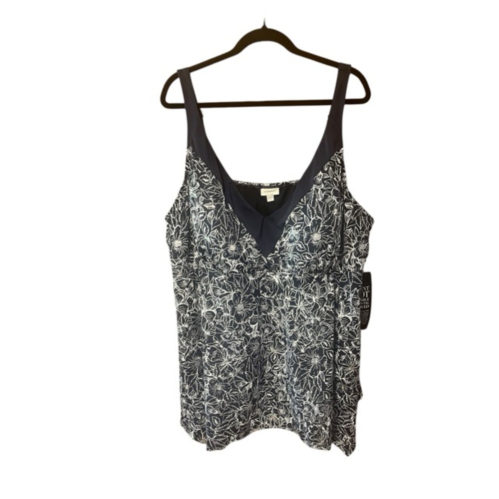 Avenue Navy Floral Tankini Top‎ NWT